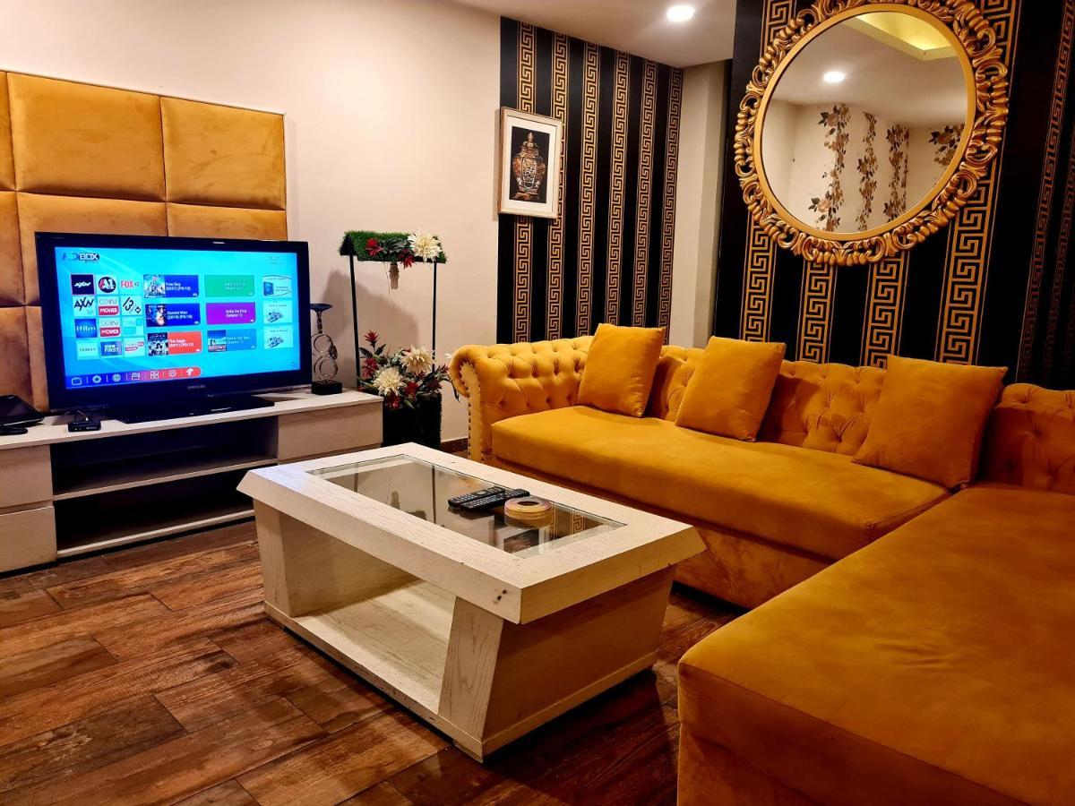 شقة Royal Residencia Centaurus اسلام اباد المظهر الخارجي الصورة